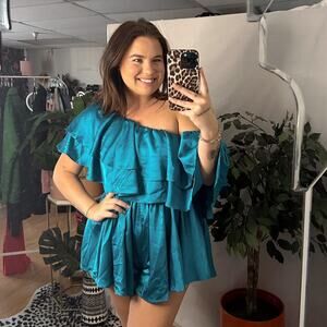 Boohoo Satin One Shoulder Extreme Ruffle Romper in Teal Size 6